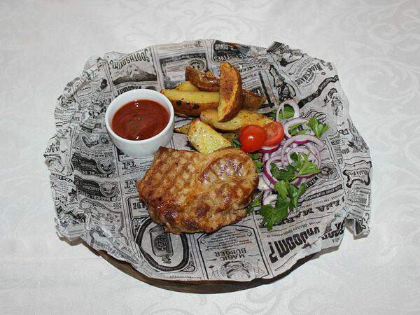 Каравелла - Стейк из cвинoй шеи