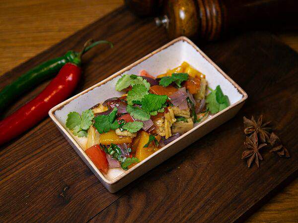 Чайхана Хавас - Салат из запеченных овощей