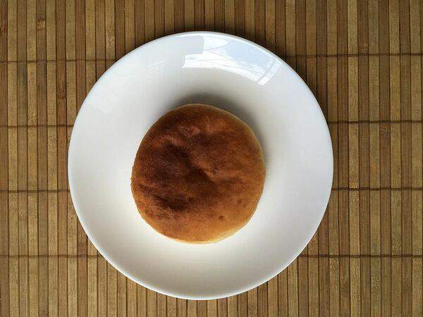 Кафе Мария - Пирожок печёный с брусникой