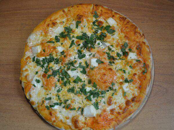 Вдали от жен - Пицца Четыре сыра