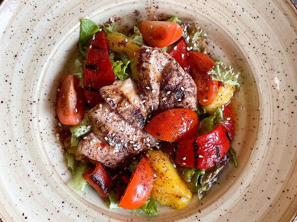 Мелограно - Теплый салат с индейкой