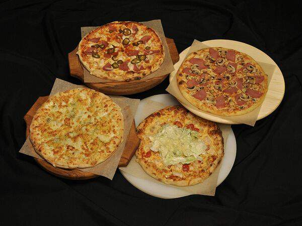 Likeat - Комбо Четыре пиццы