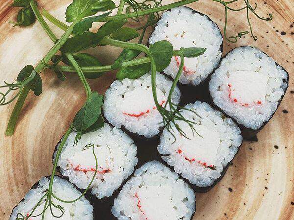 Chocolate lounge cafe - Ролл со снежным крабом