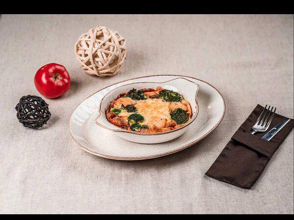 Adriano Leonardo - Сёмга в сливочном соусе под сырной шапкой