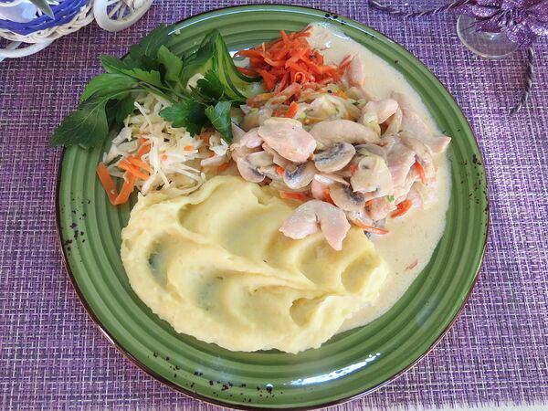 Дом с мезонином - Жаркое из курицы