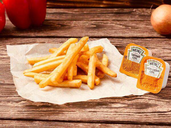 Та самая шаурма на Средном Григорян Артак - Картофель фри с соусом