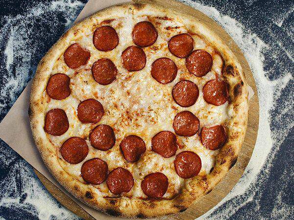 Local pizza - Пепперони