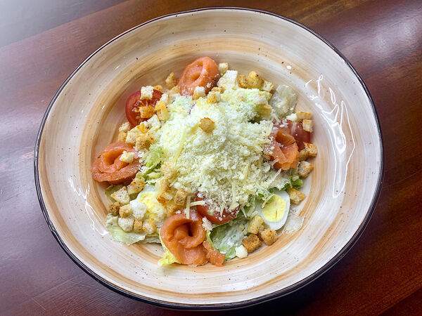 The Kitcha - Цезарь со слабосоленым лососем