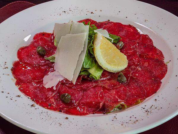 Hosper Hops Pub - Карпаччо из говядины