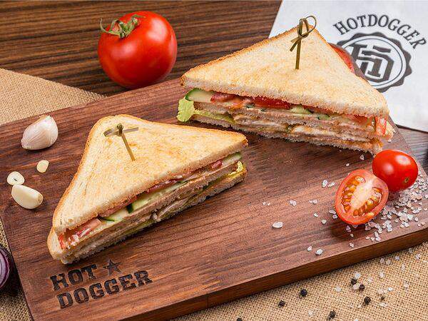 TOPDOGGER - Сэндвич с копчёной куриной грудкой