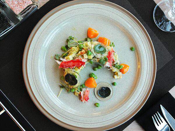 Мясо & Рыба - Салат Оливье с крабом