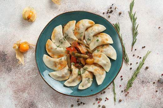 Инжир - Пельмени Уйгурские с аджикой