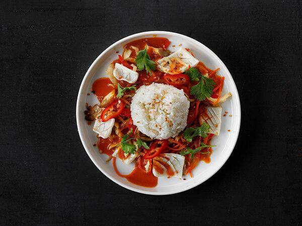 Рис - Рагу из овощей с кальмаром в соусе Том ям