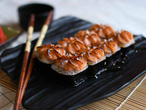 ТомЯмчик - Ролл Токио запеченный