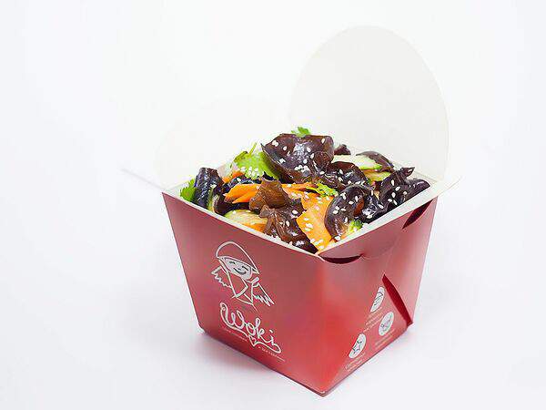 Воки - Салат Древесные грибы с овощами