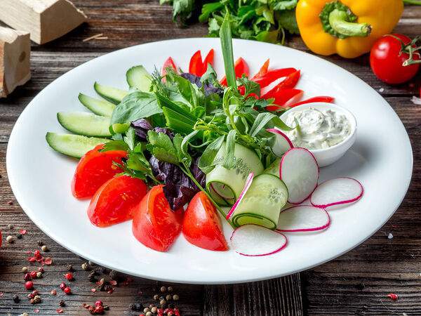 Кафе Барашки - Тарелка сезонных овощей