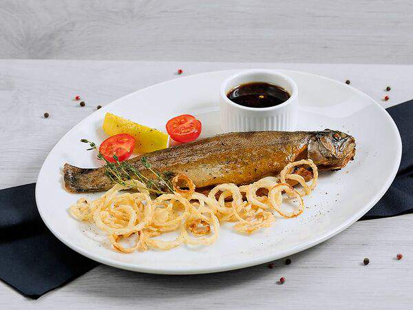 #megapolisbar People's - Форель радужная горячего копчения