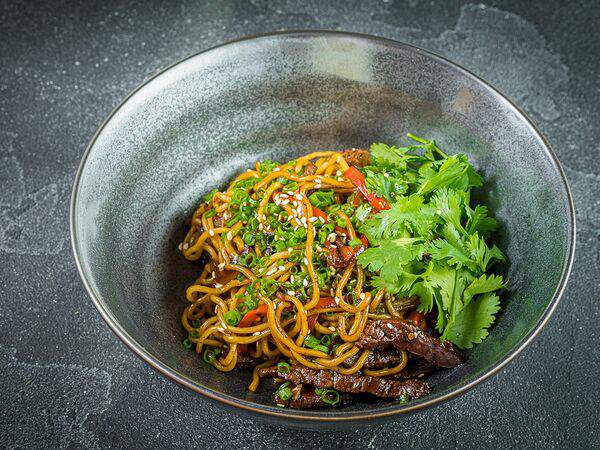 Jimoto - Соба с говядиной в перечном соусе