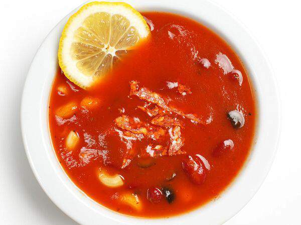 Pronto Pizza e Pasta - Томатный суп с острой колбаской и пастой