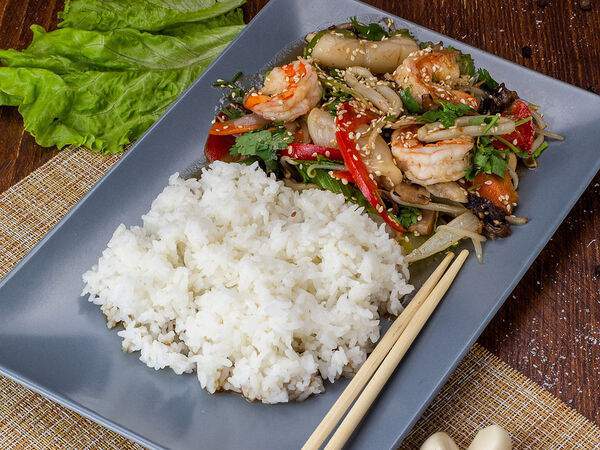 Viet Nam - Вок из риса с креветками