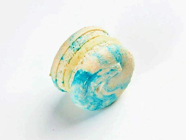 Carrie - Макаронс Дорблю