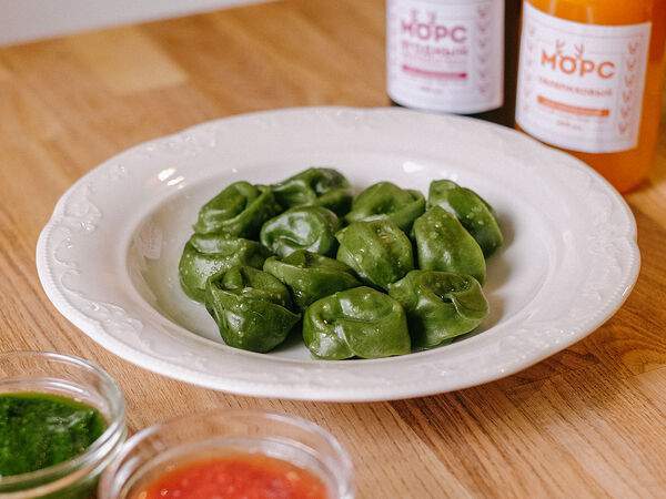 Пельмень-бар Олень - Пельмени с сыром и шпинатом