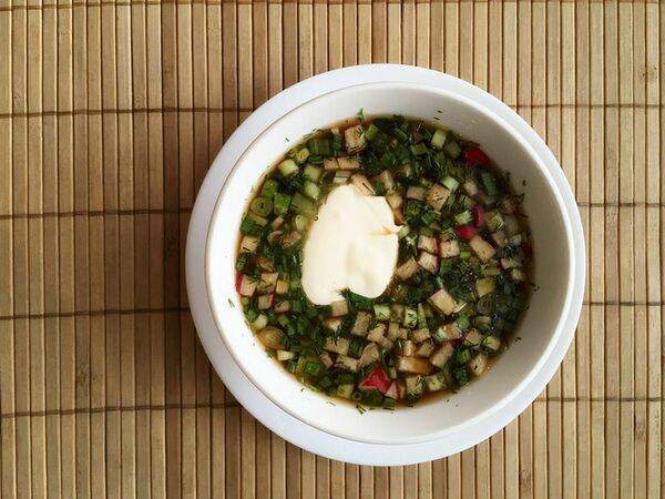 Кафе Мария - Окрошка с колбасой и свежим огурцом