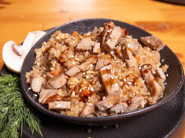 Тот самый бар - Чесночный рис со свининой