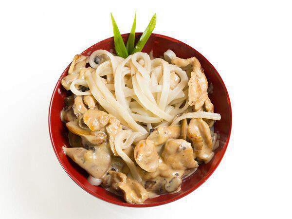 Rock`n`Rollы - Удон в сливочно-грибном соусе с курицей