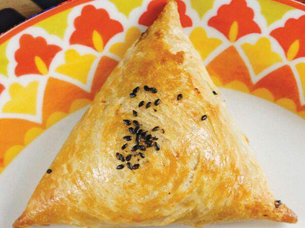 Чайхана Баклажан - Самса с бараниной