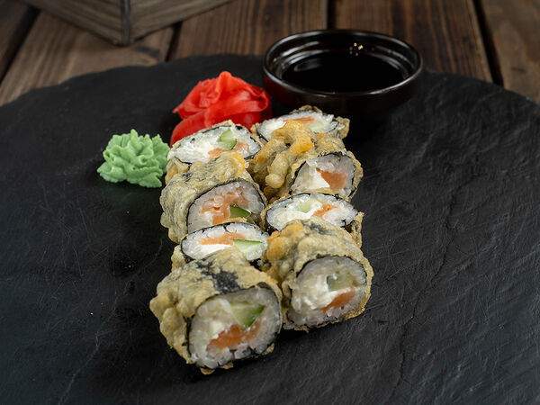 Крафт-кафе Вжарим - Ролл темпура с лососем