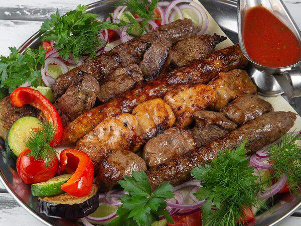 Мама Грузия - Ассорти из шашлыков