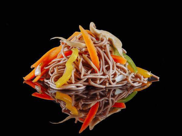 Fishka - Вок Якисоба с вешенками