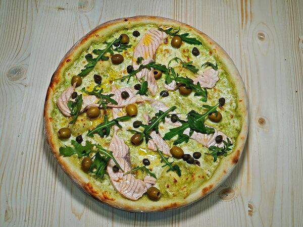 Uno Pizza - Fresh salmon