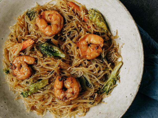 Кормим по-братски - Вок с креветками