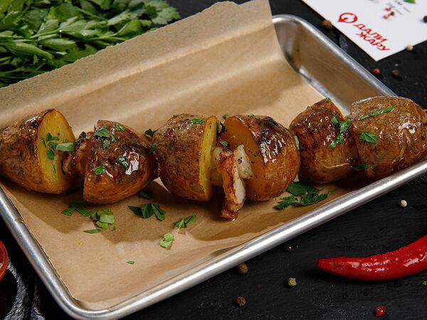 Дали жару - Картофель, запеченный на углях