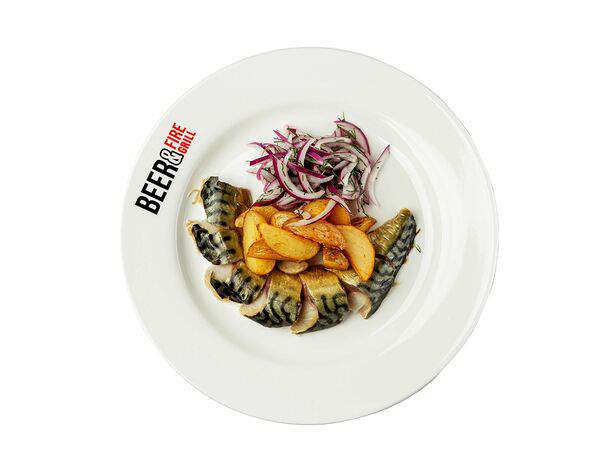 Beer & Fire Grill - Скумбрия с картофелем мини