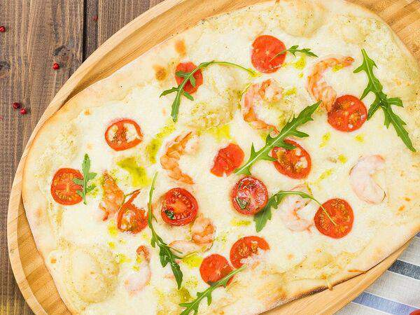 Акварель - Пиццетта Цезарь с креветками