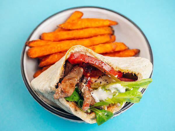 Finik & Hummus - Лаффи с мясом