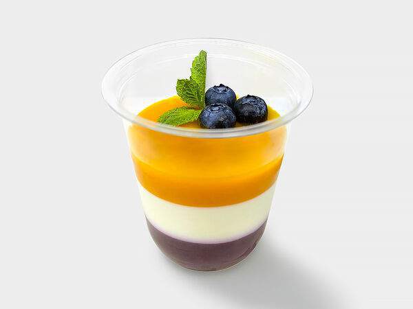 Udcкафе Upside Down Cake - Манго & черника панна-котта