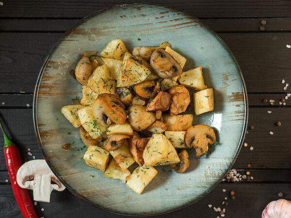 Миндаль - Картофель жареный с грибами и луком