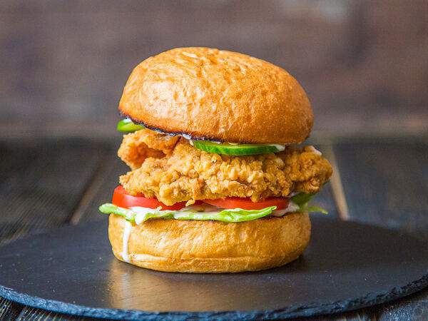 Бур бон паб - Чикен Бургер