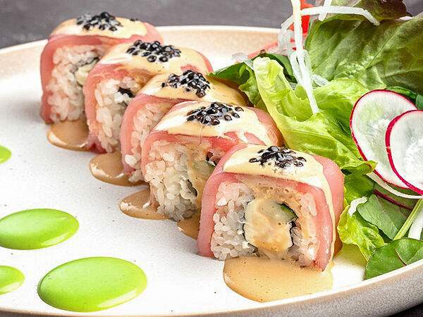 See Yu - Ролл с тунцом и огурцом