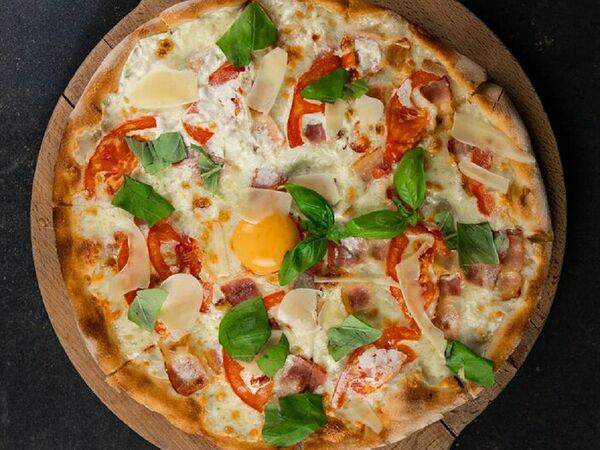 Kolbasabar - Пицца Карбонара