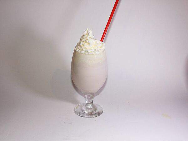 Delivery911 - Милк шейк клубничный