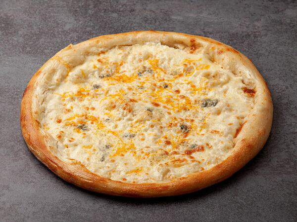 Pizzeria Il Re della Pizza - Пицца Четыре Сыра