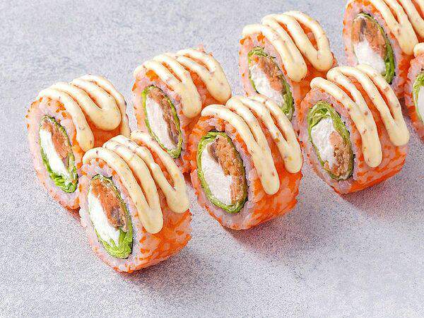 Сакура - Ролл Лосось пиканто