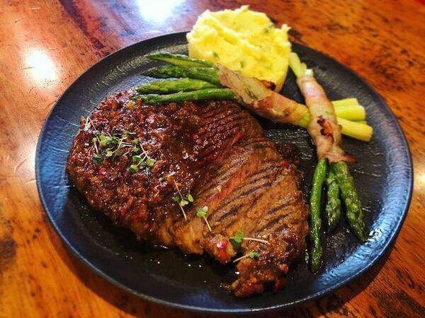 Hamilton's pub - Ново-орлеанский Каджунский стейк