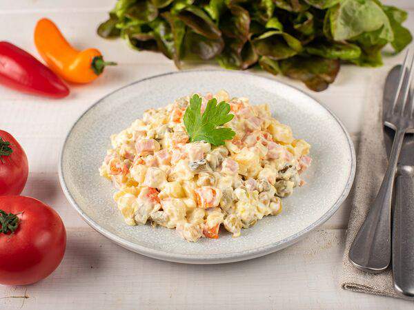 Бахетле - Салат Оливье с ветчиной