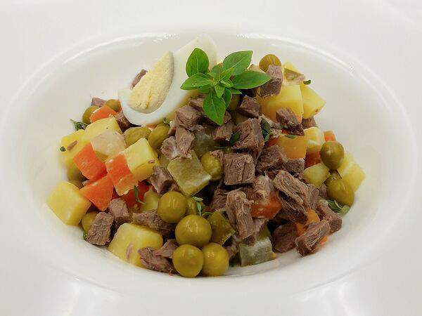 Дали - Салат Оливье